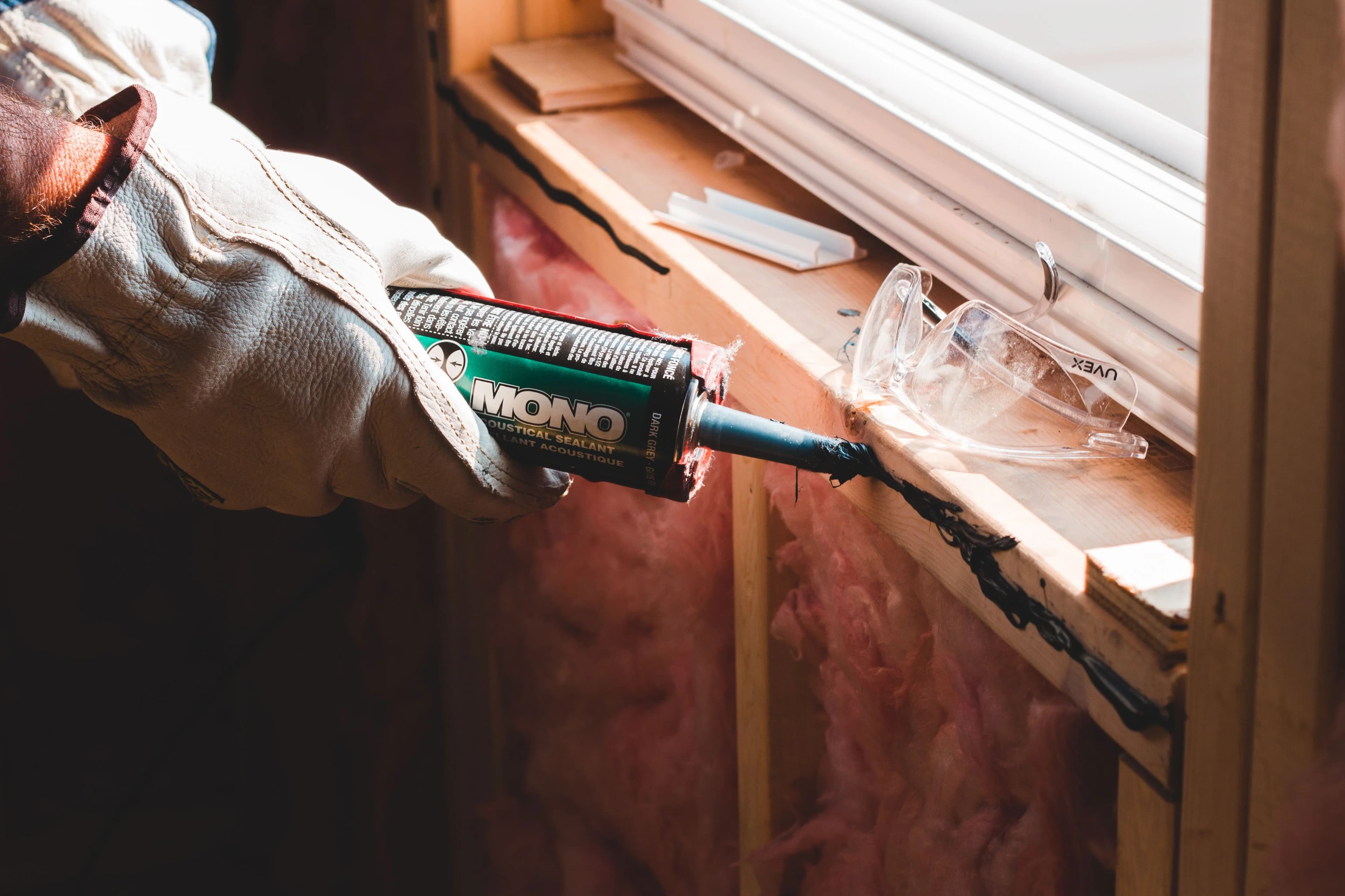 How to Caulk a Shower: Step-by-Step Guide