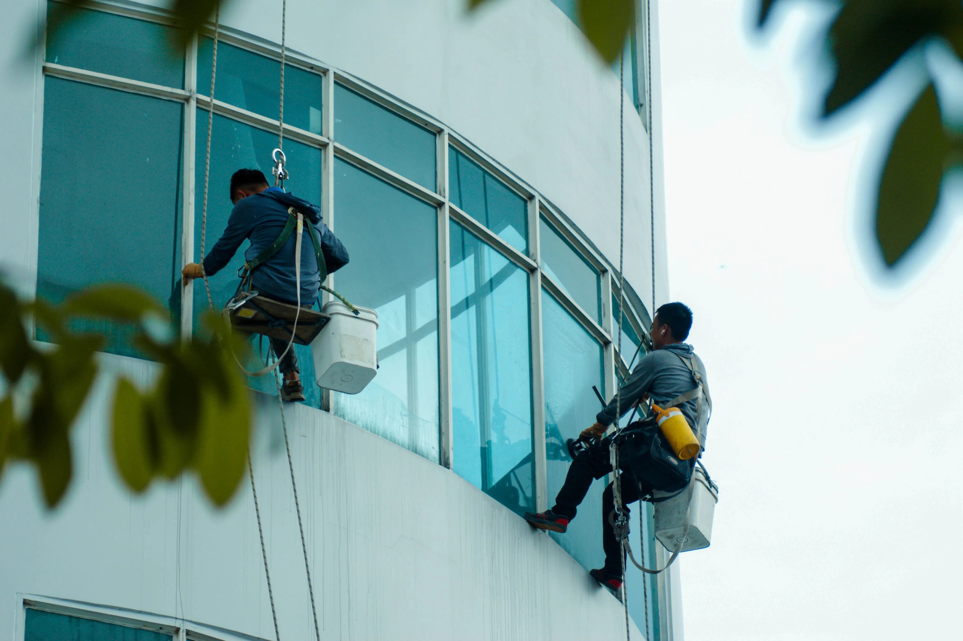 Commercial Building Washing