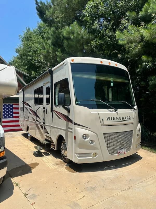 RV Exterior Detailing