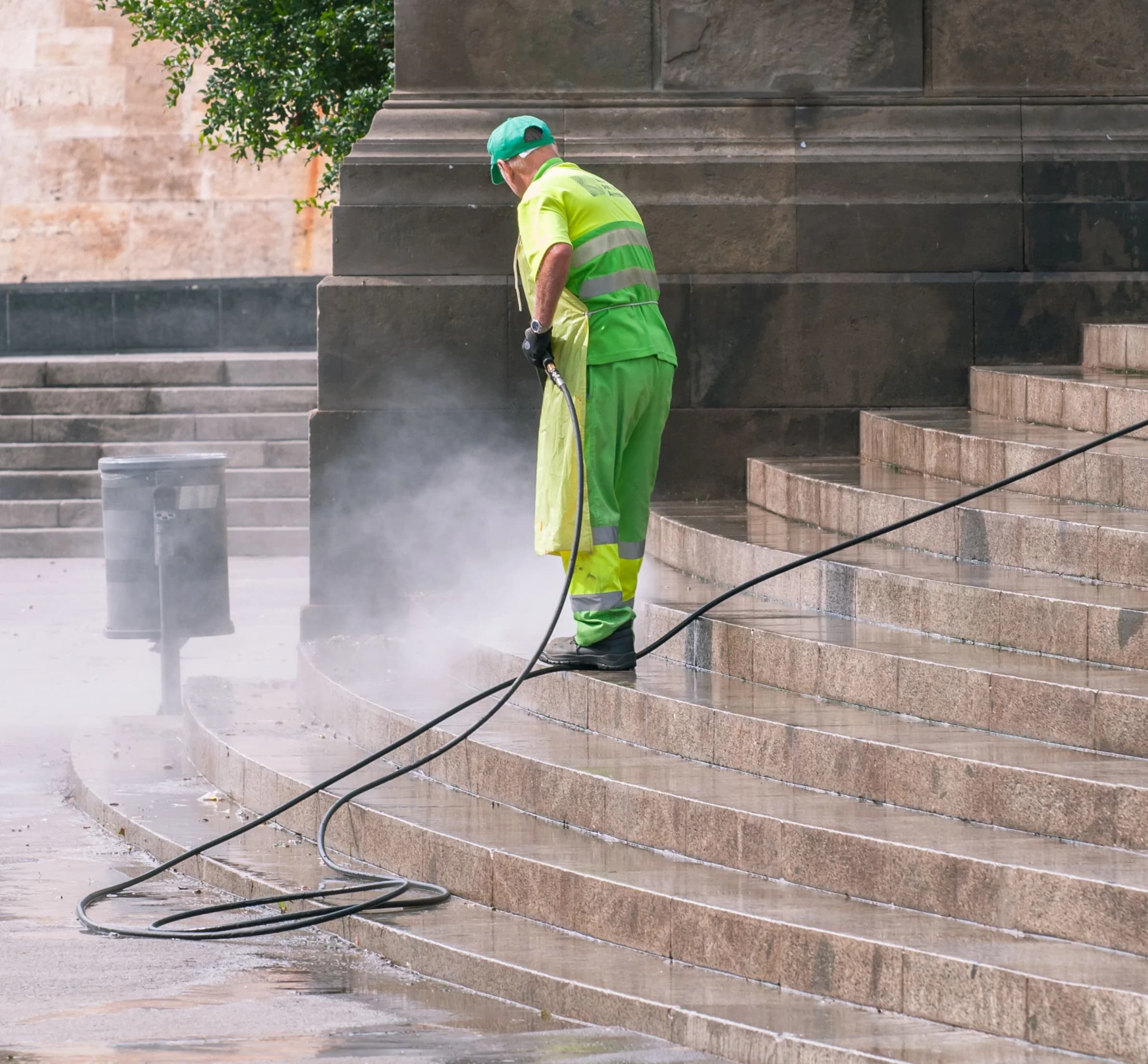 Commercial Pressure Washing